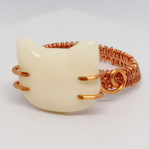 みるきぃにゃんこリング 指輪・リング ぽんぽこ堂 通販｜Creema  