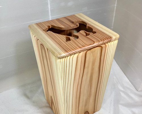 青島清一作　屋久杉 箱 (蓋付き) 青島清一作 屋久杉 箱 (蓋付き) 屋久杉 青島清一作『箱』