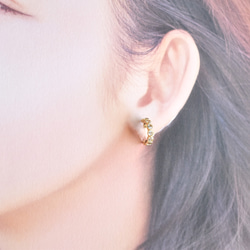 售完即止【金屬過敏相容】圈形耳環款式！帶有無孔夾的抗痛氧化鋯環形耳環 第9張的照片