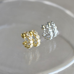 售完即止【金屬過敏相容】圈形耳環款式！帶有無孔夾的抗痛氧化鋯環形耳環 第6張的照片