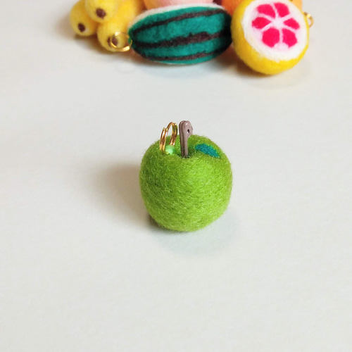 ミニマム果物】夏を感じる青りんご＊羊毛フェルトのプチかわ