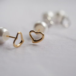 限量版 K18 可愛後扣迷你愛心耳環/耳釘，金色珍珠後扣，雙向佩戴 第3張的照片