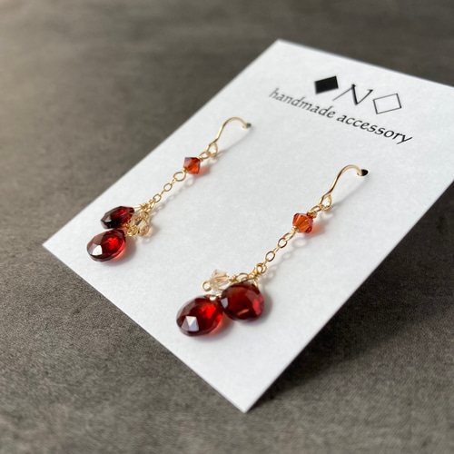 14kgf 宝石質クリソプレーズのピアス 淡水パールとスワロフスキー