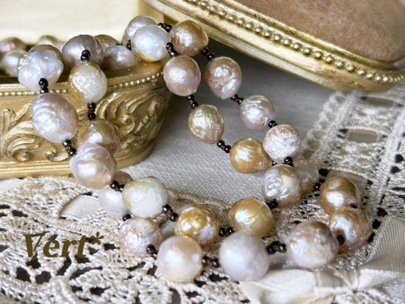 ラスト1点》ホワイト～ライトゴールド大粒バロック淡水パール