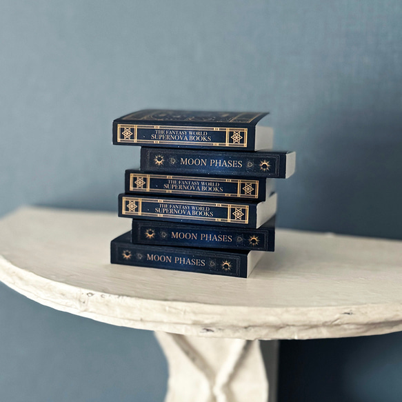 凸版印刷　2mm×2mmの本　豆本　マイクロブック　トッパン　星占い 凸版印刷 2mm×2mmの本 豆本 マイクロブック トッパン 星占い