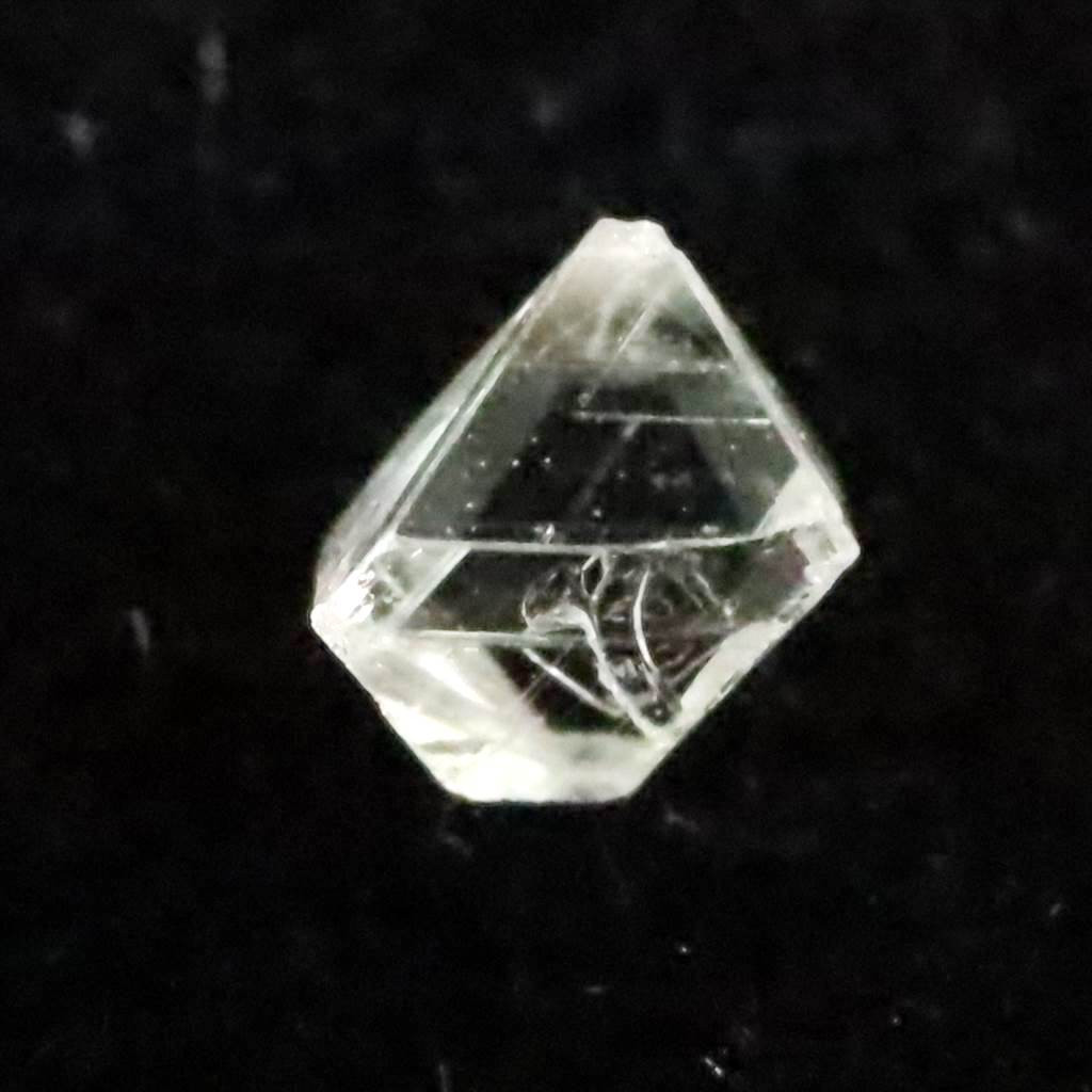 天然 ダイヤモンド ソーヤブル結晶 八面体 成長丘  0.094ct #56737