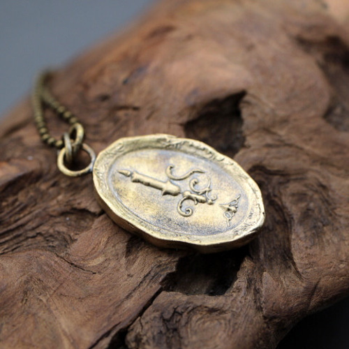 洋館の見回り｜真鍮｜ペンダント｜ネックレスチェーン付｜ロウソク