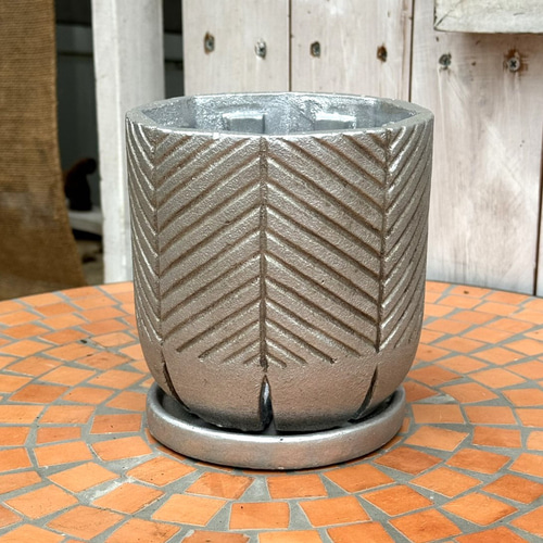 Hroar Prydz シルバーとギロシェエナメルガラス製ソルト&ペーパーポット Hroar Prydz シルバーとギロシェエナメルガラス製ソルト&ペーパー