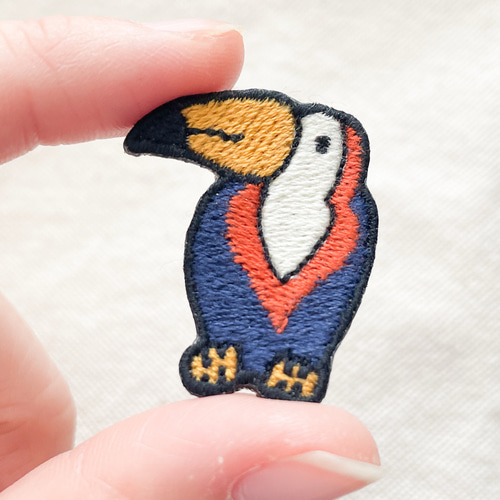 オニオオハシ 鳥 キツツキ|刺繍ワッペン アップリケ|アイロン接着