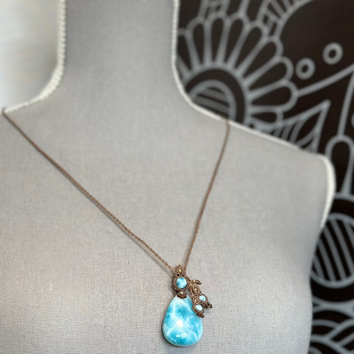 夢空』高品質ラリマーのマクラメペンダントネックレス