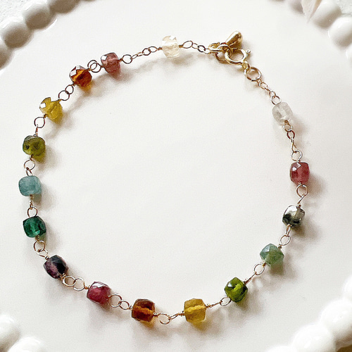 七色に輝く虹色ブレスレット 天然石 トルマリン 10月誕生石 14kgf