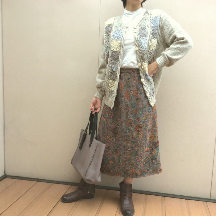 国産糸で編んだ【Ⅼサイズ】モチーフケーブルカーデイガン 長袖 手編み