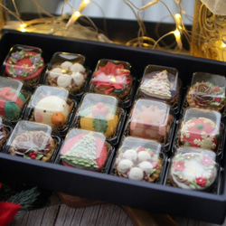 （クリスマス近辺発送）クリスマスあんフラワークッキー 15個入り　 食べられるお花！あんこのお花！クリスマス　高級ギフト 7枚目の画像