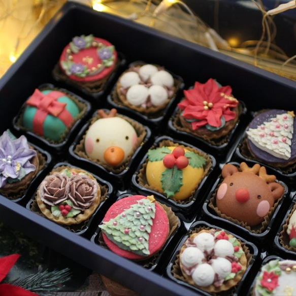 （クリスマス近辺発送）クリスマスあんフラワークッキー 15個入り　 食べられるお花！あんこのお花！クリスマス　高級ギフト 13枚目の画像