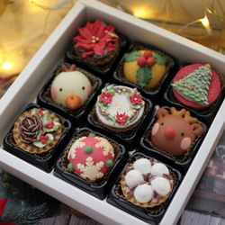 （クリスマス近辺配送）クリスマスあんフラワークッキー9個入り 食べられるお花！あんこのお花！クリスマス　高級ギフト 4枚目の画像