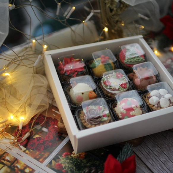 （クリスマス近辺配送）クリスマスあんフラワークッキー9個入り 食べられるお花！あんこのお花！クリスマス　高級ギフト 9枚目の画像