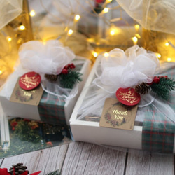 （クリスマス近辺配送）クリスマスあんフラワークッキー＆饅頭 4個入り 2枚目の画像