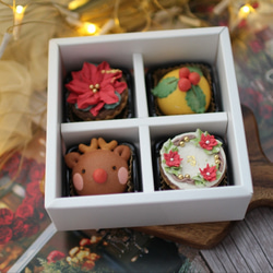 （クリスマス近辺配送）クリスマスあんフラワークッキー＆饅頭 4個入り 5枚目の画像