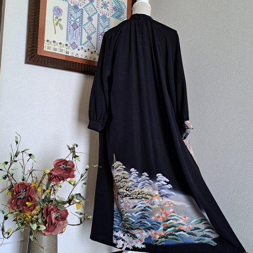 ☆ 着物リメイク/黒留袖/ラグランスリーブ/ハイネックワンピ―ス/一点物 ☆