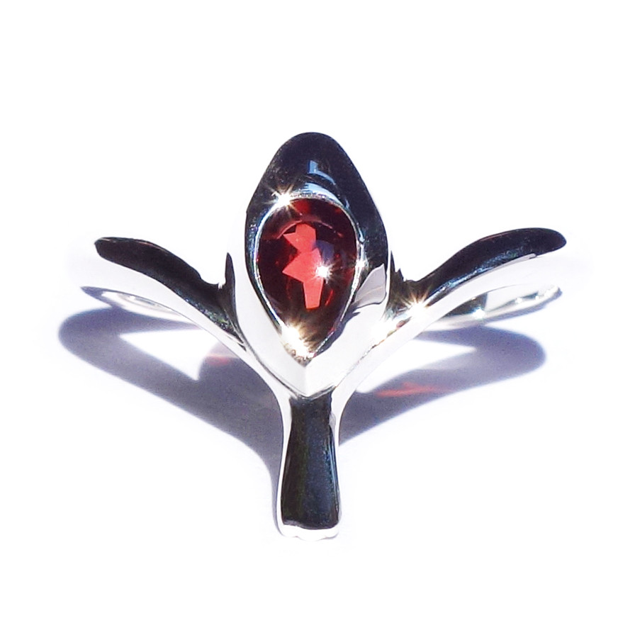 文鳥のせなかリングSV・ガーネット・バフトップorファセット【PioParakee】