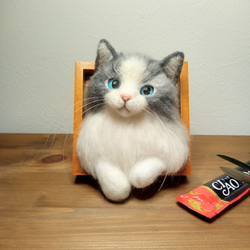 癒しのミニねこ】ハチワレ猫 ふせver.【羊毛フェルト】【猫】 羊毛