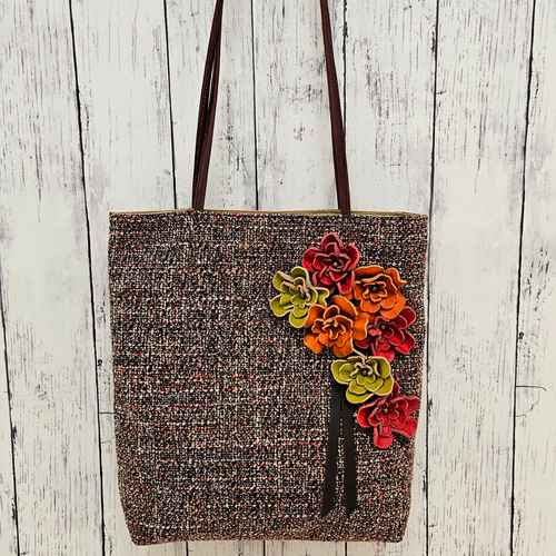 日本製 お店では出会えない❗本革の立体的な花咲くショルダーバッグ