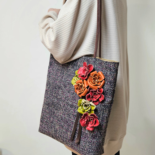 Haru＊Flower／　240本 日本製 お店では出会えない❗本革の立体的な花咲くショルダーバッグ