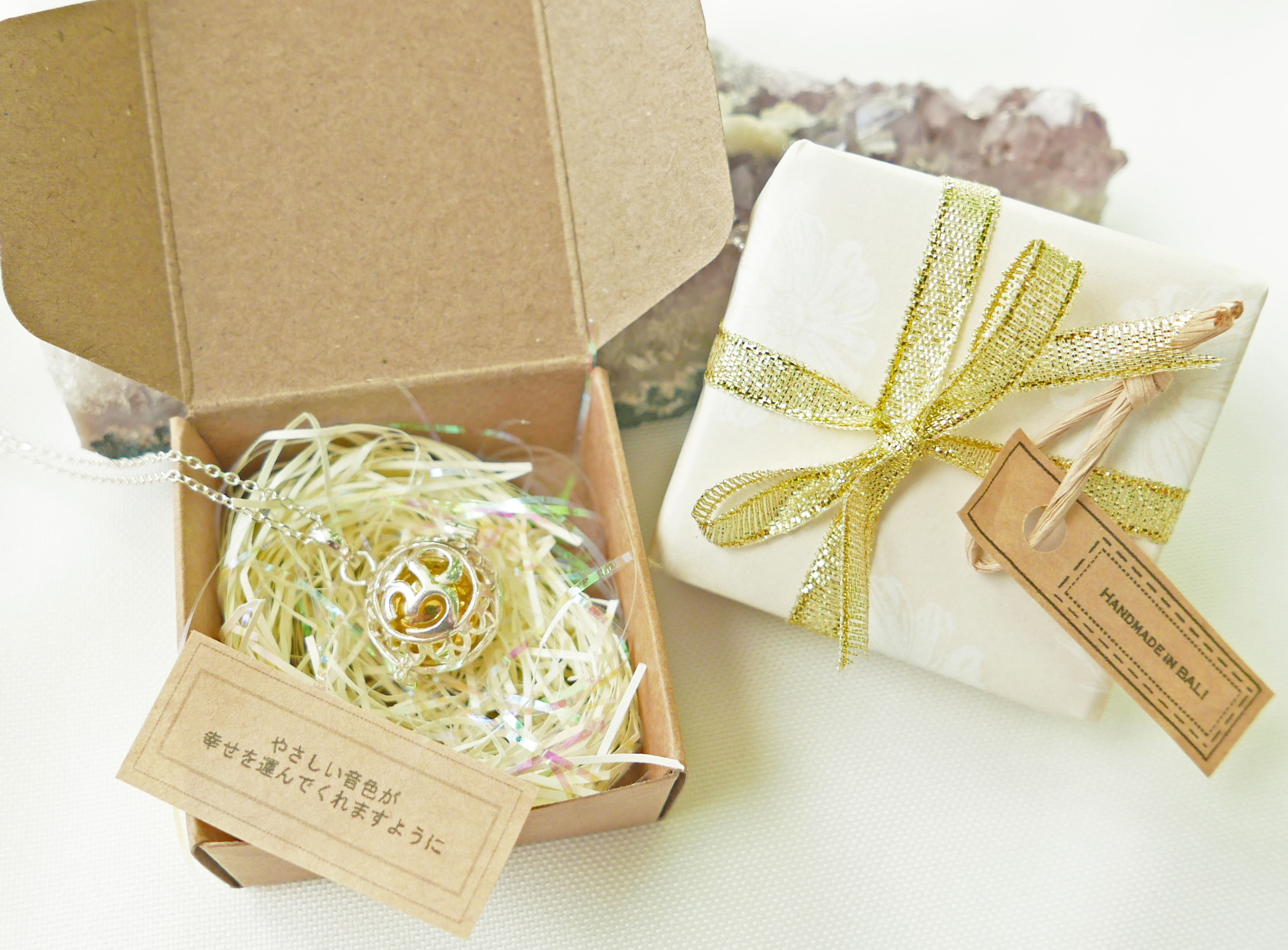 ✼プラチナ加工✼アズライトのペンダントトップ༺ぱかりと開けられる•*•宇宙と繋げるバリ島の神様OM༻天然石アクセサリー