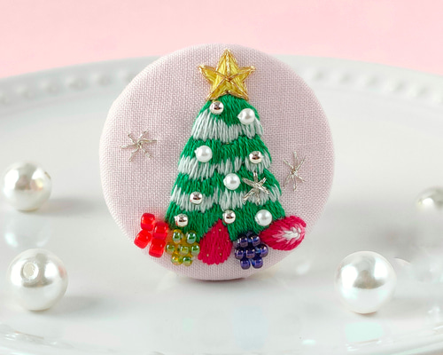 再販不可。ピンク♡クリスマスツリー♡うさぎレジンヘアゴムブローチ 再販。クリスマスツリー うさぎ レジンヘアゴム ブローチ 【公式通販】