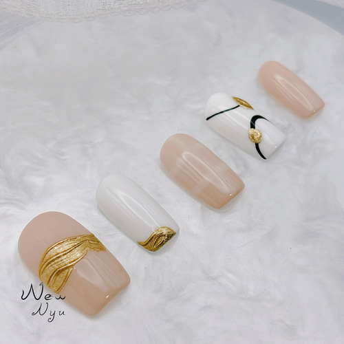 ネイルチップ/スクエア型/アート/デザイン/ゴージャス/肌色