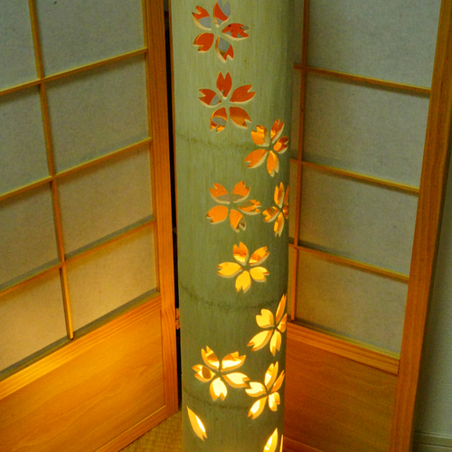 竹灯り   　縦おき　横置き　両対応　桜　★台座付き ☆超大型☆ 竹灯り 彩シリーズ 〜桜・蓮〜 竹灯籠 孟宗竹 | iichi 日々