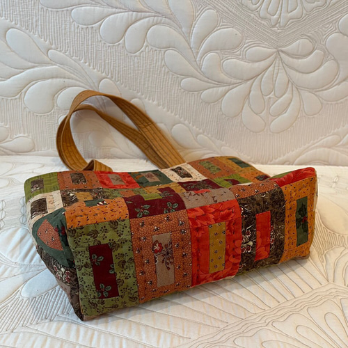 パッチワーク　バッグ　バドメイド カンタ刺繍パッチワークキルトのトートバッグ【Lサイズ/L