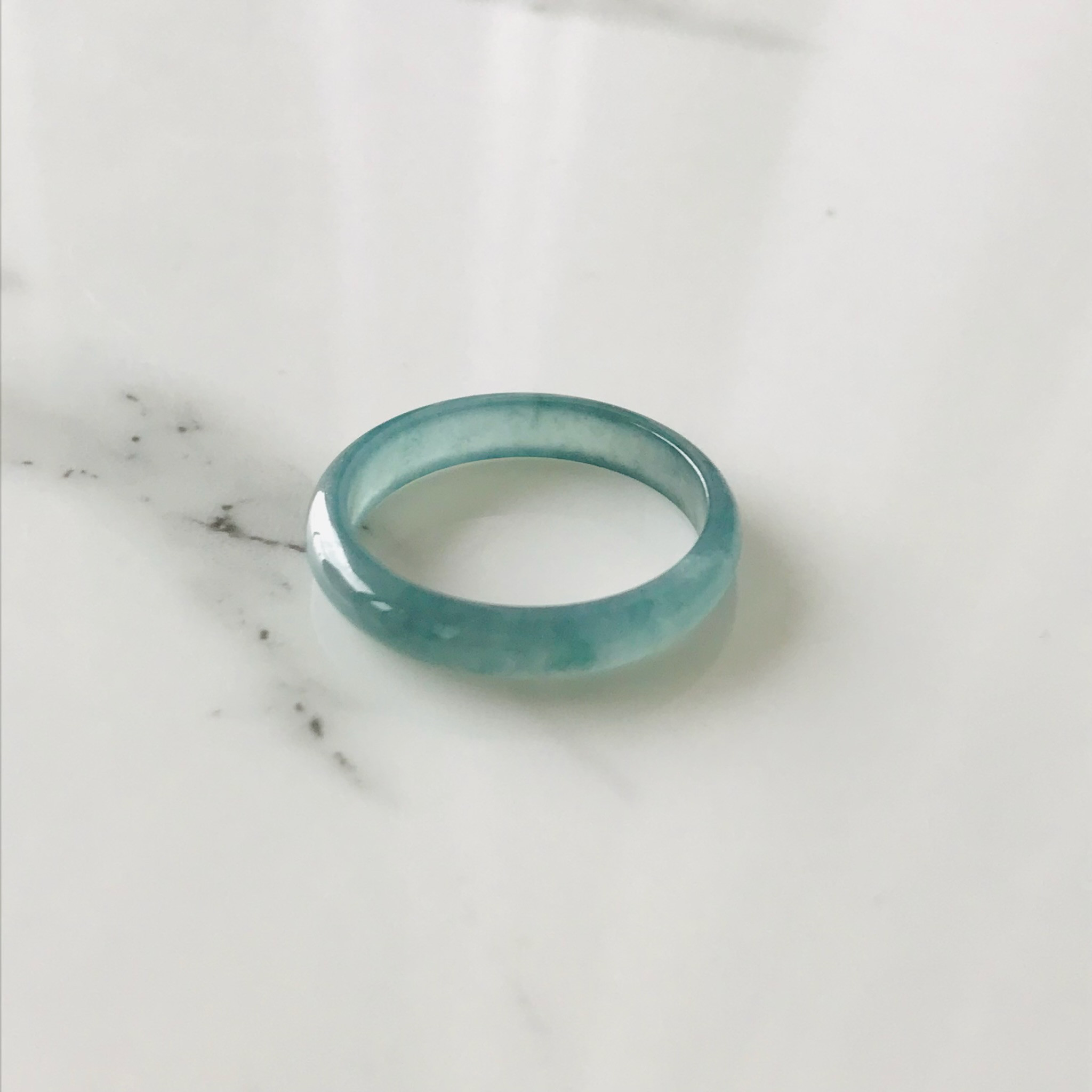 [R15-051］ ジェイド　JADE ヒスイ　本翡翠　くりぬき　リング　天然石　一点物　グアテマラ産　18号　指輪