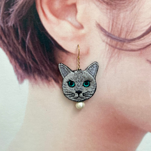 猫さん刺繍と魔女のピアスandイヤリング♡ ピアス（フック