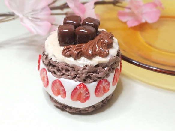 Lucky Cream Chocolate フェイクスイーツデコ　置物　ケーキ 可愛い生チョコケーキ フェイクスイーツ スイーツデコ 置物