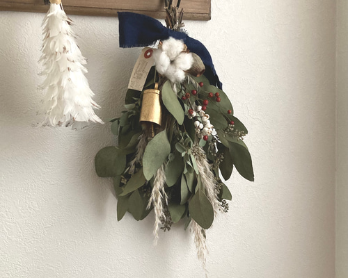 パンパスグラスの木/ ベルガムナッツドライフラワースワッグクリスマス