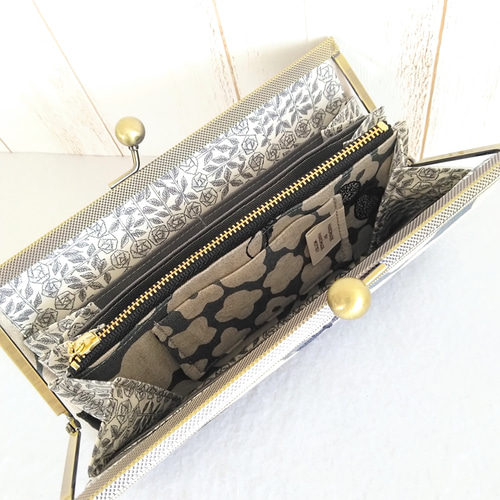ミナペルホネン hanaco+choucho(beige)リボン浮足がま口長財布 ミナペルホネン hanaco+choucho(beige)リボン浮足がま口長財布