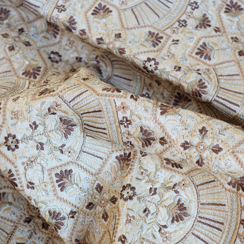 NEW】インド刺繍生地＊ 112cm巾 長さ50cm 生地 AMBER 通販 18428894