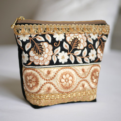 No.S11｠インド刺繡リボンポーチ サニタリーポーチ ポーチ Priya