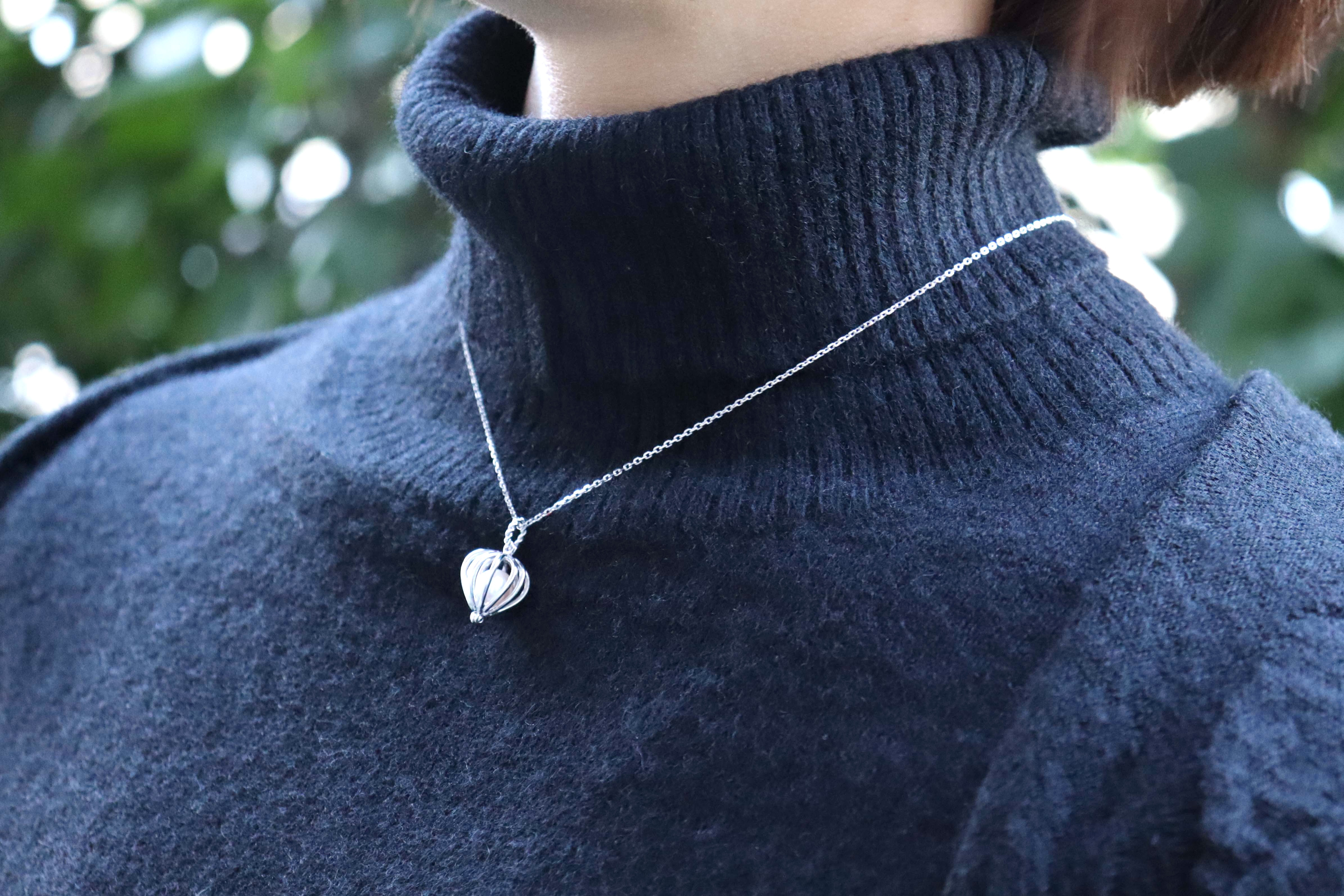 【冬限定 *特別価格*】シルバーのカゴペンダント（淡水パール入り）/送料・ラッピング無料