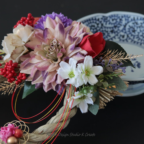 早割お正月2026】お正月飾り☆ラベンダー色のダリアと紫陽花のしめ縄