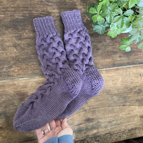 手編み靴下（3）薄紫