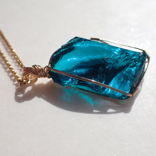 女神巻き®︎アンダラクリスタル《イナンナウィズダム》のペンダント