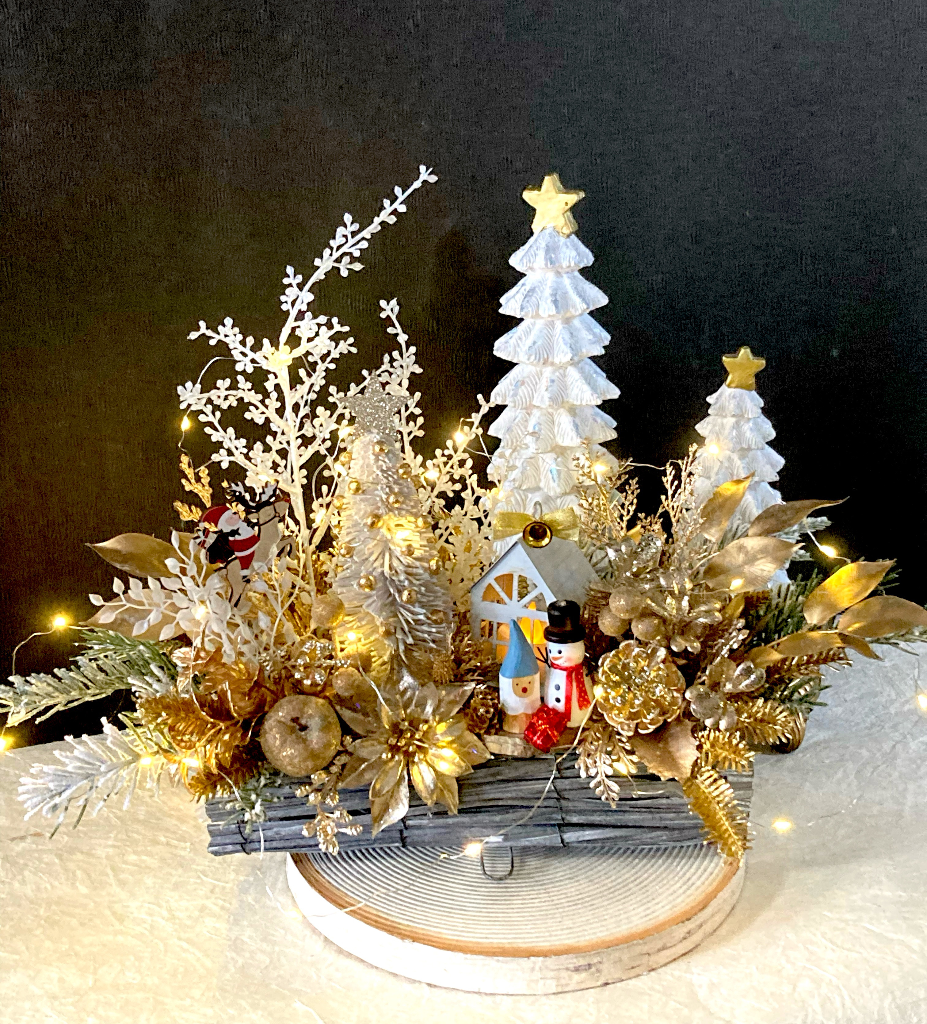 ＂ほっこり明かりを灯して！金色に輝く森のトムテのお家＂大人可愛いクリスマス