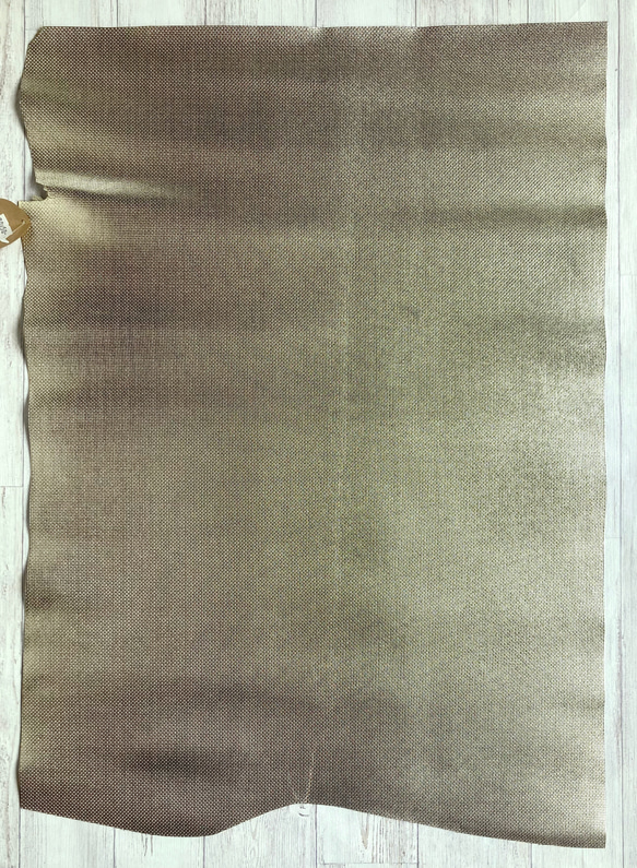 細かいメッシュの型押しレザー　70×50cm 2枚目の画像