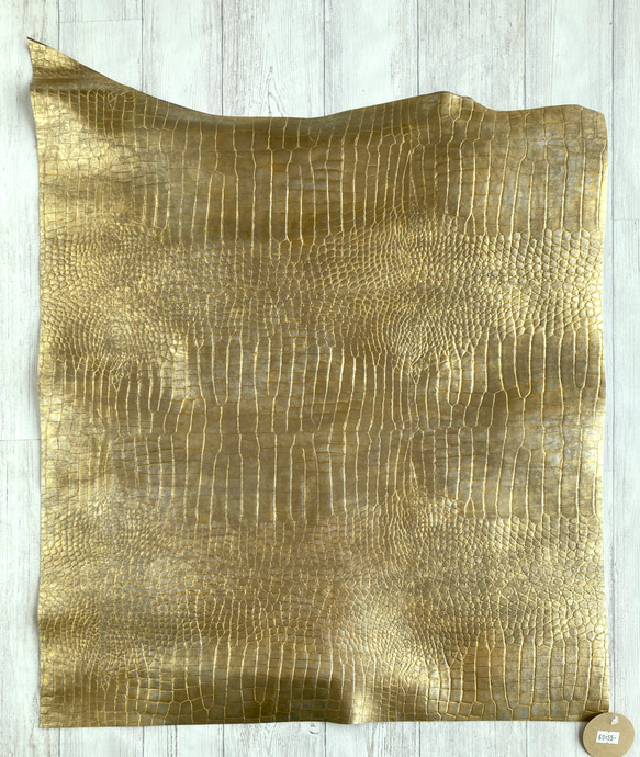 本革クロコ型押し　60×55cm 1枚目の画像