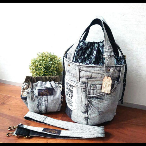 レアデニム✨No566【Gray damage DENIM✖️circle BAG】デニムリメイク