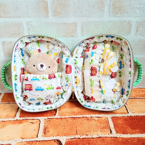 13cmぬいぐるみの入るキルティングバッグ(黄緑チェック