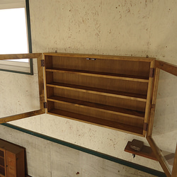 ［サイズオーダー可］-vintageroots-32壁掛けコレクションケース＜無垢材 オーダー家具 シェルフ > 3枚目の画像