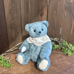 緑色の蝶ネクタイをしたテディベア。 その他人形 Hataco 通販 8187385